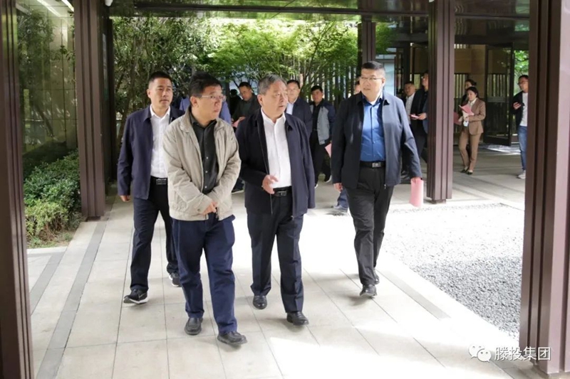 1682230591127341.jpg 640.jpg